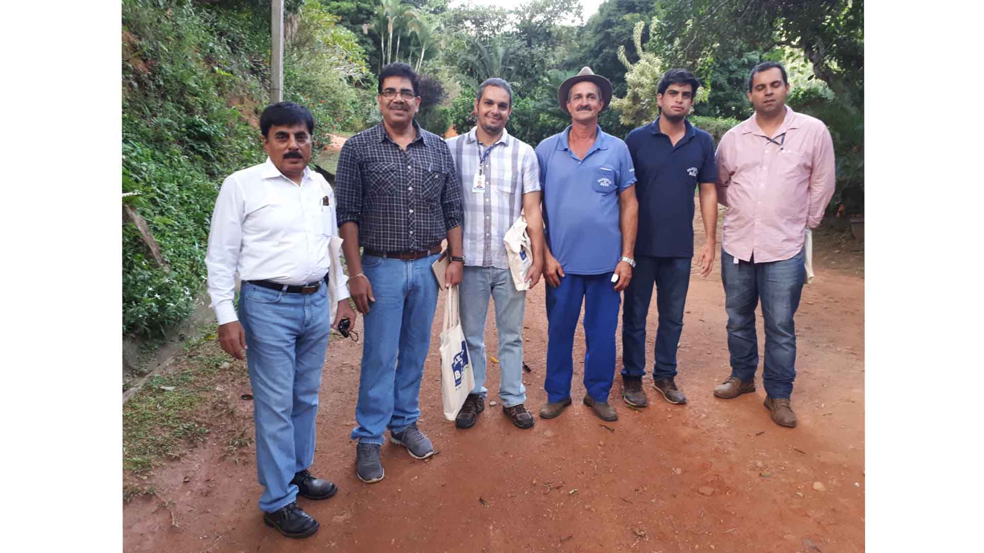 Funcionários do Governo Indiano visitam as Fazendas do BASA